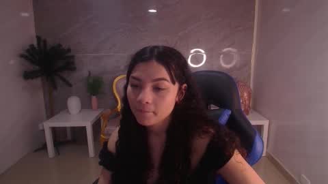 Snapshot of shalon_diaz_sub chatting on March 8, 2025, 1:25 pm Shalon online show from March 8, 2025, 1:25 pm