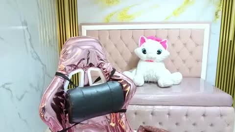 Shalon  online show from July 18, 2026, 3:11 am