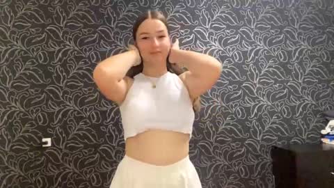 Iris online show from September 22, 2025, 8:11 pm