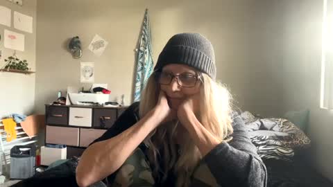 Shaman Woman online show from December 23, 2024, 9:40 pm