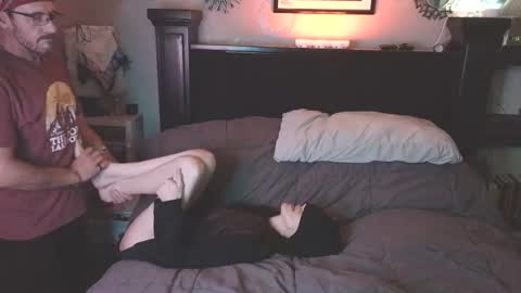 Snapshot of shane_and_shiloh chatting on November 21, 2025, 8:57 am Shane Shiloh online show from November 21, 2025, 8:57 am