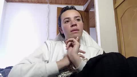 shanel_lozano online show from October 2, 2025, 7:43 pm