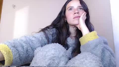 Snapshot of shanel_lozano chatting on May 21, 2026, 8:49 pm shanel_lozano online show from May 21, 2026, 8:49 pm