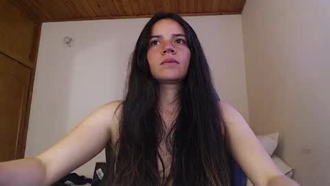 Snapshot of shanel_lozano chatting on May 28, 2026, 6:16 pm shanel_lozano online show from May 28, 2026, 6:16 pm