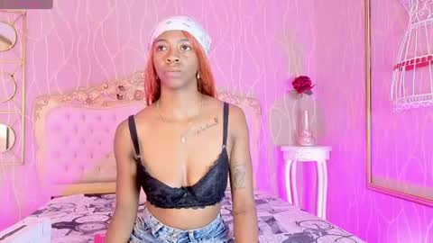 Snapshot of shanelle__ chatting on June 22, 2026, 3:42 pm S H A N E L L E online show from June 22, 2026, 3:42 pm