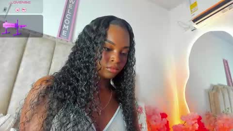 Shanel online show from April 29, 2026, 1:59 pm