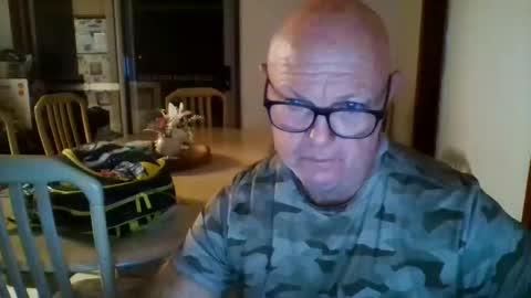 Snapshot of shaneo781570 chatting on April 19, 2026, 5:12 pm shaneo781570 online show from April 19, 2026, 5:12 pm