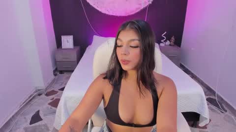 Snapshot of shaniadaniels chatting on September 9, 2025, 9:25 pm ShaniaDaniels online show from September 9, 2025, 9:25 pm