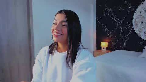 Snapshot of shaniadaniels chatting on October 14, 2025, 9:04 pm ShaniaDaniels online show from October 14, 2025, 9:04 pm