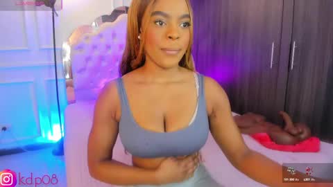 Snapshot of shannol_ryan chatting on September 20, 2025, 12:44 am Shannol online show from September 20, 2025, 12:44 am