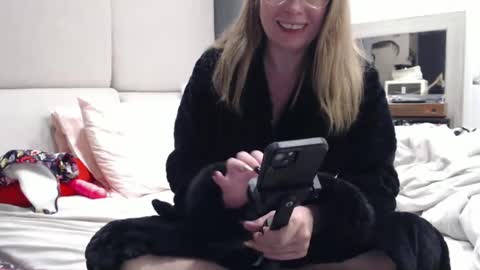 Shannon07 online show from January 4, 2025, 1:10 pm