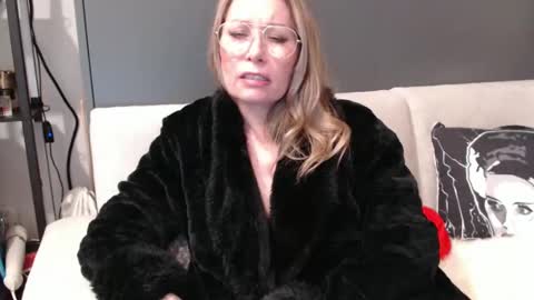 Shannon07 online show from January 9, 2025, 12:35 am