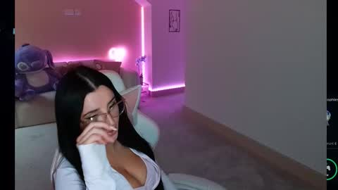 Snapshot of shannonblooms chatting on October 14, 2025, 3:35 pm Shanmais online show from October 14, 2025, 3:35 pm