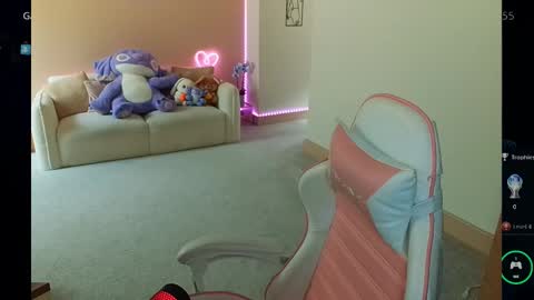 Snapshot of shannonblooms chatting on October 16, 2025, 11:55 am Shanmais online show from October 16, 2025, 11:55 am