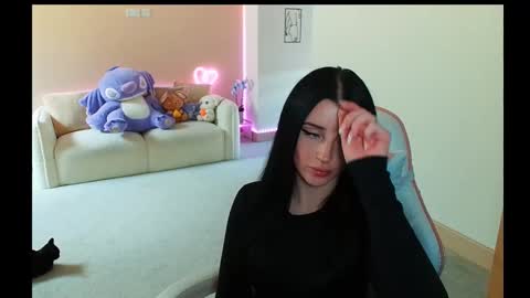 Snapshot of shannonblooms chatting on October 21, 2025, 10:05 am Shanmais online show from October 21, 2025, 10:05 am