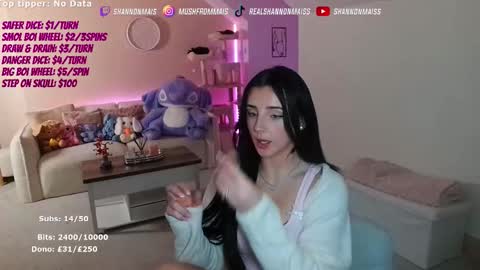 Snapshot of shannonblooms chatting on January 11, 2026, 4:23 pm Shanmais online show from January 11, 2026, 4:23 pm