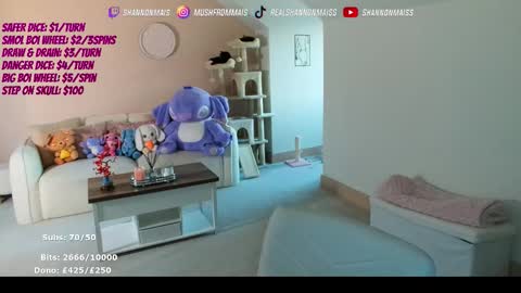 Snapshot of shannonblooms chatting on January 12, 2026, 4:12 pm Shanmais online show from January 12, 2026, 4:12 pm