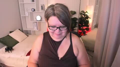 Shannon online show from June 12, 2026, 8:13 am