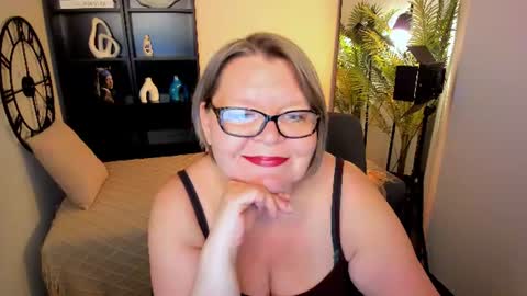 Shannon online show from June 18, 2026, 1:37 pm