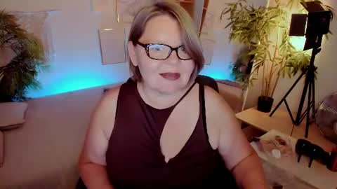 Shannon online show from July 24, 2026, 1:20 pm