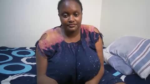 shanny_123 online show from February 25, 2026, 10:03 am