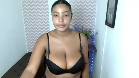 Dayana online show from July 3, 2026, 6:58 pm
