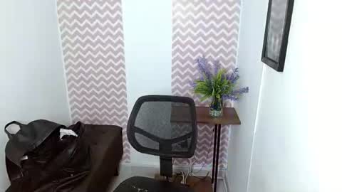 Dayana online show from July 18, 2026, 6:12 pm