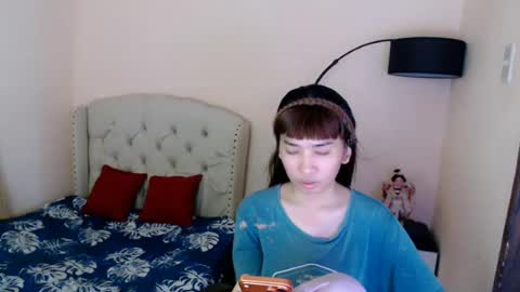 Snapshot of shantalfoxxy chatting on June 18, 2026, 12:22 am SHANTA FOX s online show from June 18, 2026, 12:22 am