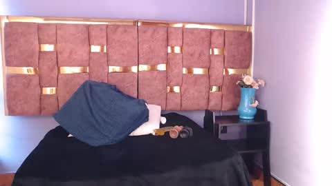 shantall 05 online show from March 12, 2026, 10:27 pm