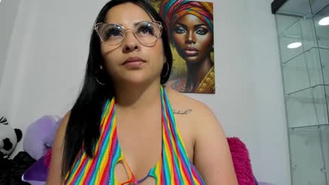 Snapshot of shantall_8 chatting on February 11, 2025, 10:07 pm karol online show from February 11, 2025, 10:07 pm