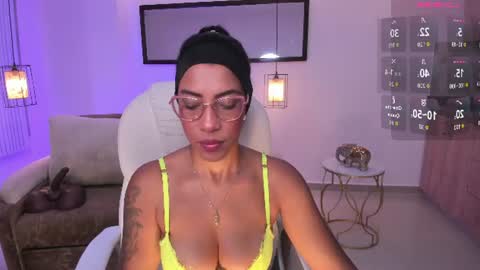 Snapshot of shantall_wills chatting on July 24, 2026, 10:46 am Shantall wills online show from July 24, 2026, 10:46 am