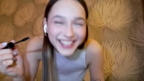 Alica online show from December 4, 2025, 1:20 pm