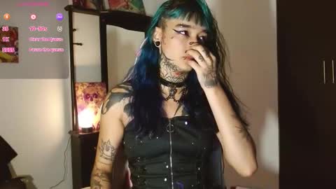 Snapshot of sharaross1 chatting on September 15, 2025, 2:22 am sharaross1 online show from September 15, 2025, 2:22 am