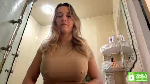 Snapshot of sharitaklemme chatting on June 3, 2026, 7:22 am Coraline online show from June 3, 2026, 7:22 am