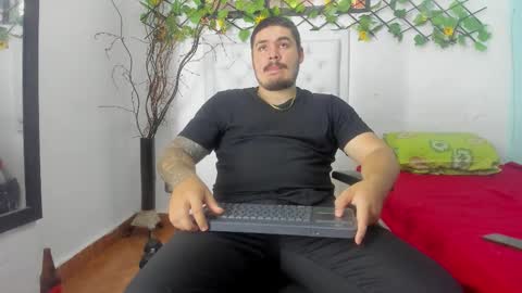 jhon deibyd online show from November 23, 2025, 9:36 pm