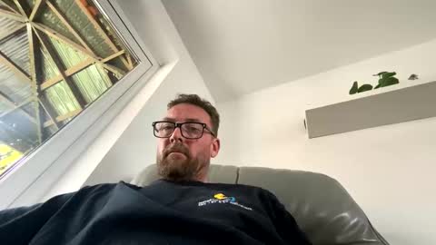 Snapshot of sharksboy16 chatting on May 7, 2026, 4:23 pm Sharksboy online show from May 7, 2026, 4:23 pm