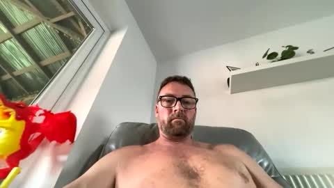 Snapshot of sharksboy16 chatting on June 7, 2026, 4:49 am Sharksboy online show from June 7, 2026, 4:49 am