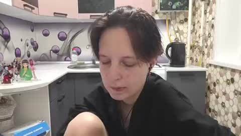 Snapshot of sharleenyodis chatting on June 13, 2026, 5:44 pm Sara online show from June 13, 2026, 5:44 pm