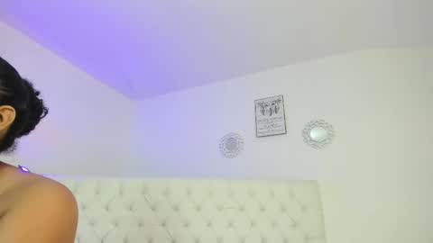 Sharlot online show from February 10, 2026, 12:42 pm