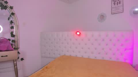 Sharlot online show from February 14, 2026, 12:02 pm