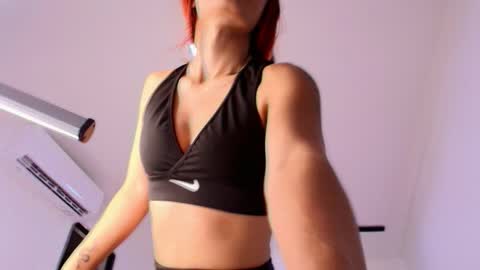 Snapshot of sharlott_kiss chatting on January 14, 2026, 11:49 am Sharlott online show from January 14, 2026, 11:49 am