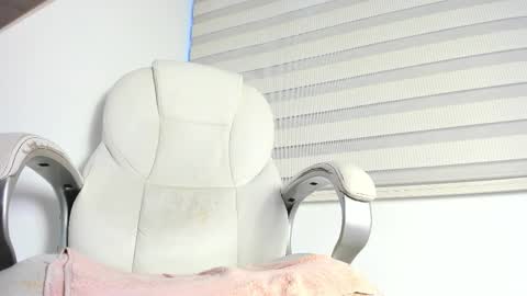 Sharol smile online show from September 8, 2025, 10:53 pm