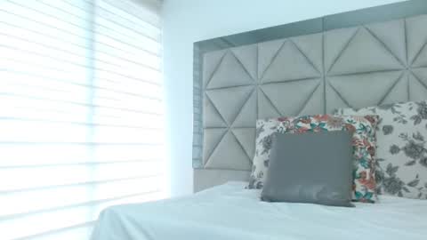 sharon_rosse__ online show from March 10, 2025, 12:04 pm