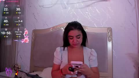 Snapshot of sharonlewy_ chatting on May 27, 2026, 2:47 pm Sharon online show from May 27, 2026, 2:47 pm