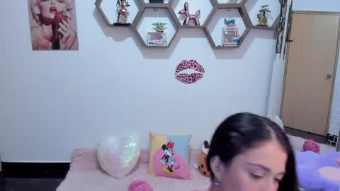 Snapshot of sharonsander1 chatting on May 16, 2026, 12:51 am Sharon online show from May 16, 2026, 12:51 am