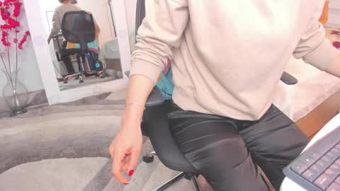 Sharon online show from December 21, 2025, 11:50 am