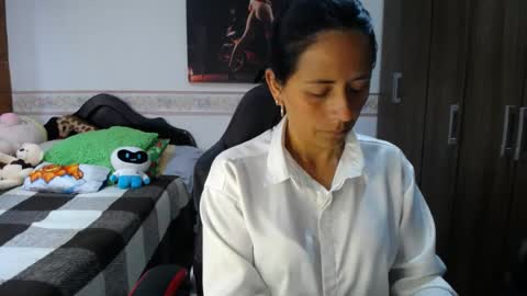 Snapshot of sharoon__cherry_ chatting on July 23, 2026, 2:37 pm sharon online show from July 23, 2026, 2:37 pm