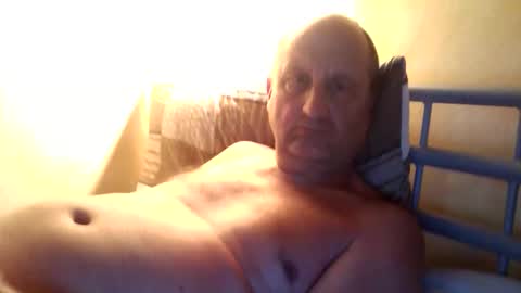 Snapshot of sharpshoder chatting on June 2, 2026, 9:28 pm Peter online show from June 2, 2026, 9:28 pm