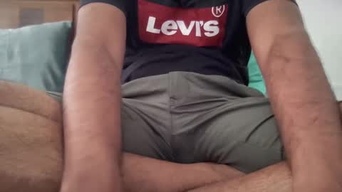 Snapshot of shash2014 chatting on March 3, 2025, 6:37 am Shashii online show from March 3, 2025, 6:37 am