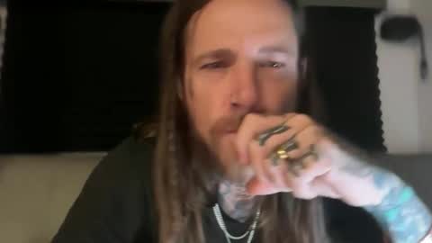 Snapshot of shastablueeyes chatting on January 19, 2026, 4:05 am Shasta Rosewood online show from January 19, 2026, 4:05 am